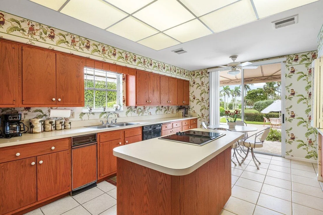 Photo of 34 Gomez Road