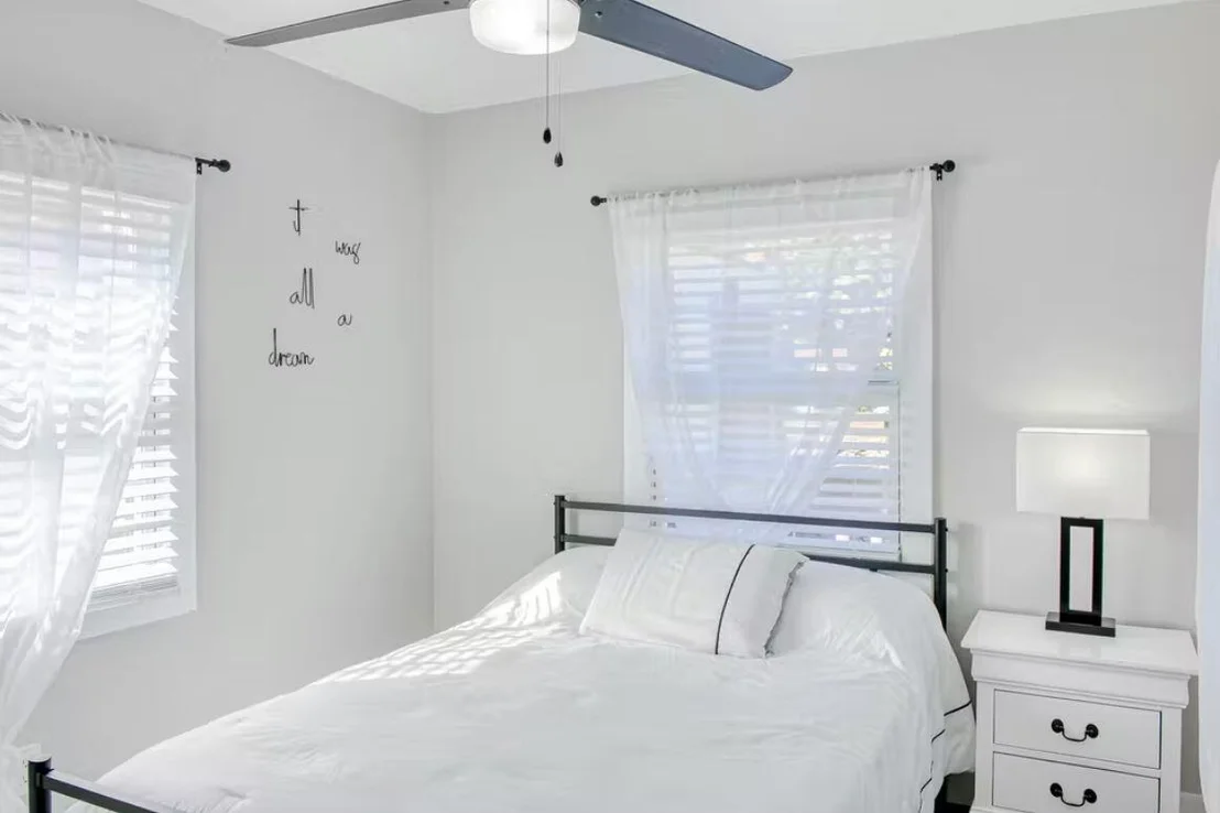 Photo of 706 Sunset Road