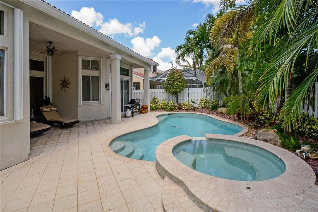 Photo of 839 Heritage Drive