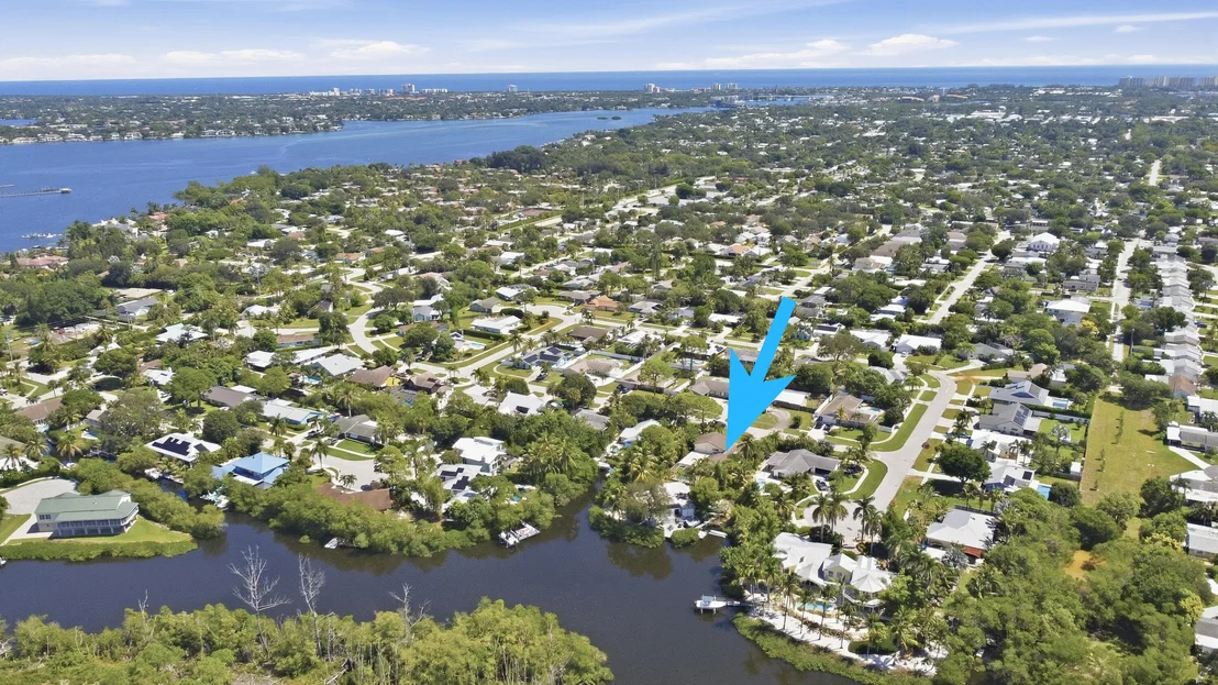Photo of 596 Greenwood Drive