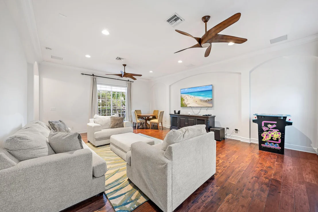Photo of 107 Nativa Circle