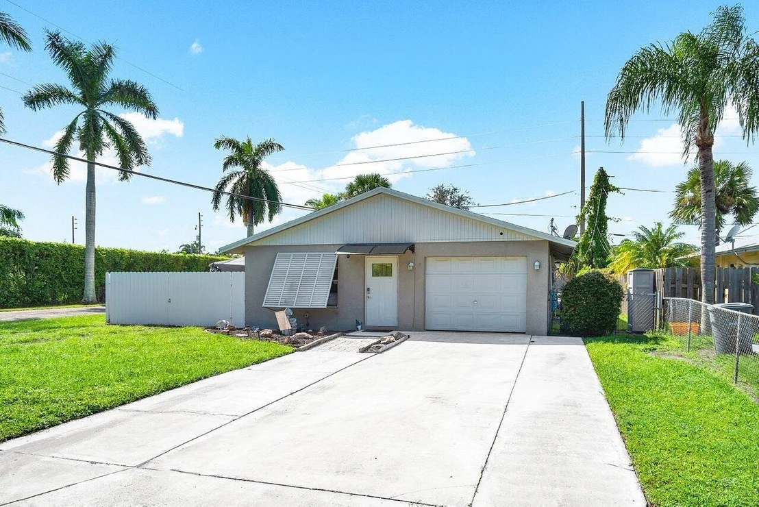 Photo of 7741 4th Terrace