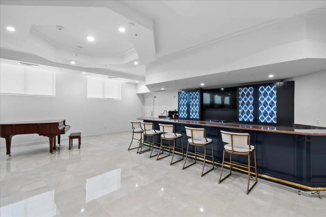 Photo of Unit 701 at 4600 N Ocean Drive