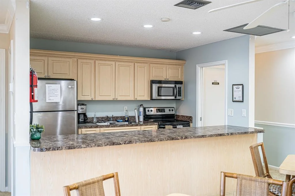 Photo of 6164 Petaluma Drive