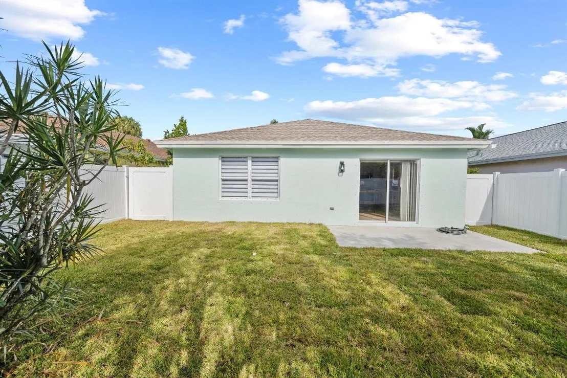 Photo of 151 Crystal Key Way