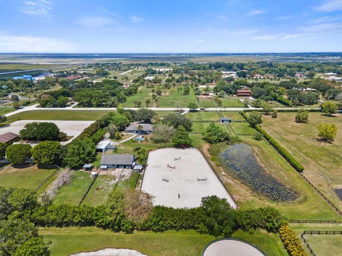 Photo of 16820 Deer Path Lane