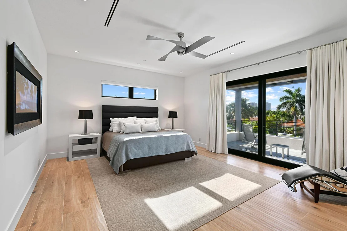 Photo of 1091 Gulfstream Way