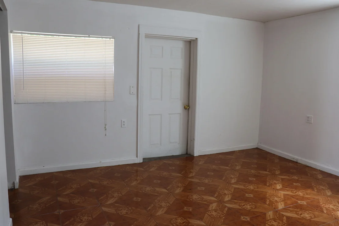 Photo of 1007 SE Se 3rd Street