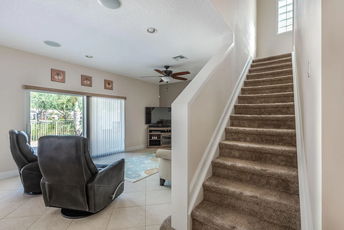 Photo of 6869 Hendry Drive