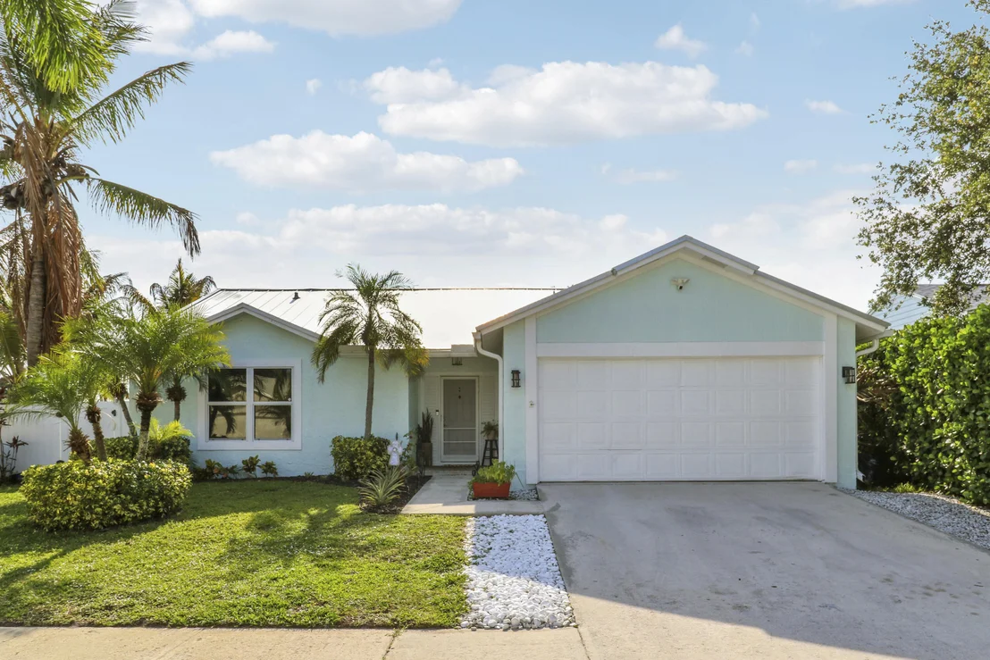 Photo of 171 Greentree Circle