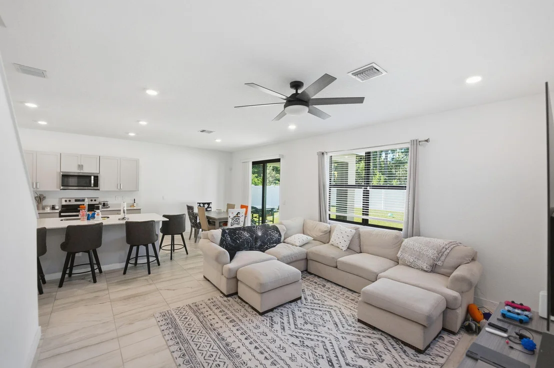 Photo of 6016 SE Violet Lane