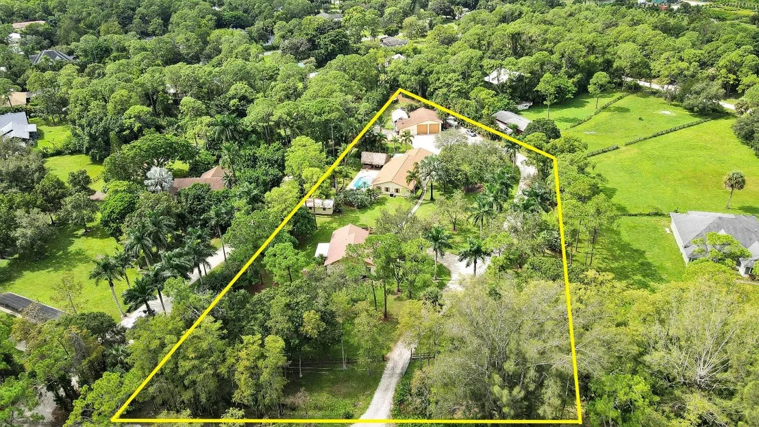 Photo of 12818 Old Indiantown Road