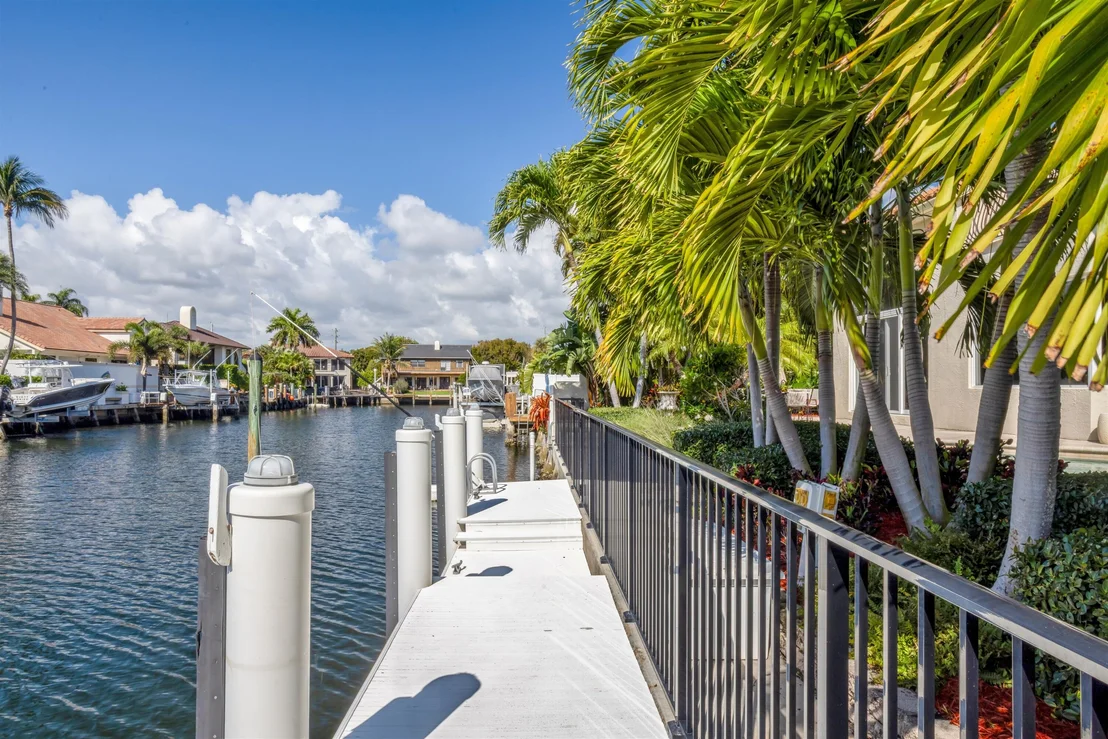 Photo of 920 Hyacinth Drive