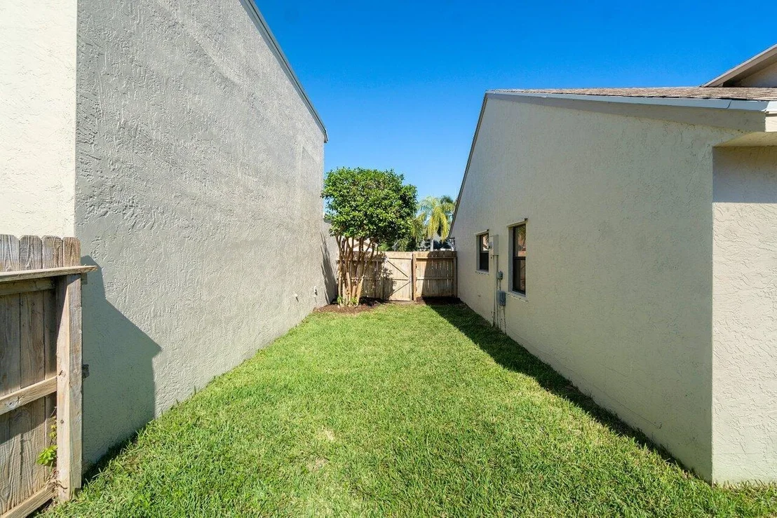 Photo of 98 Azalea Circle