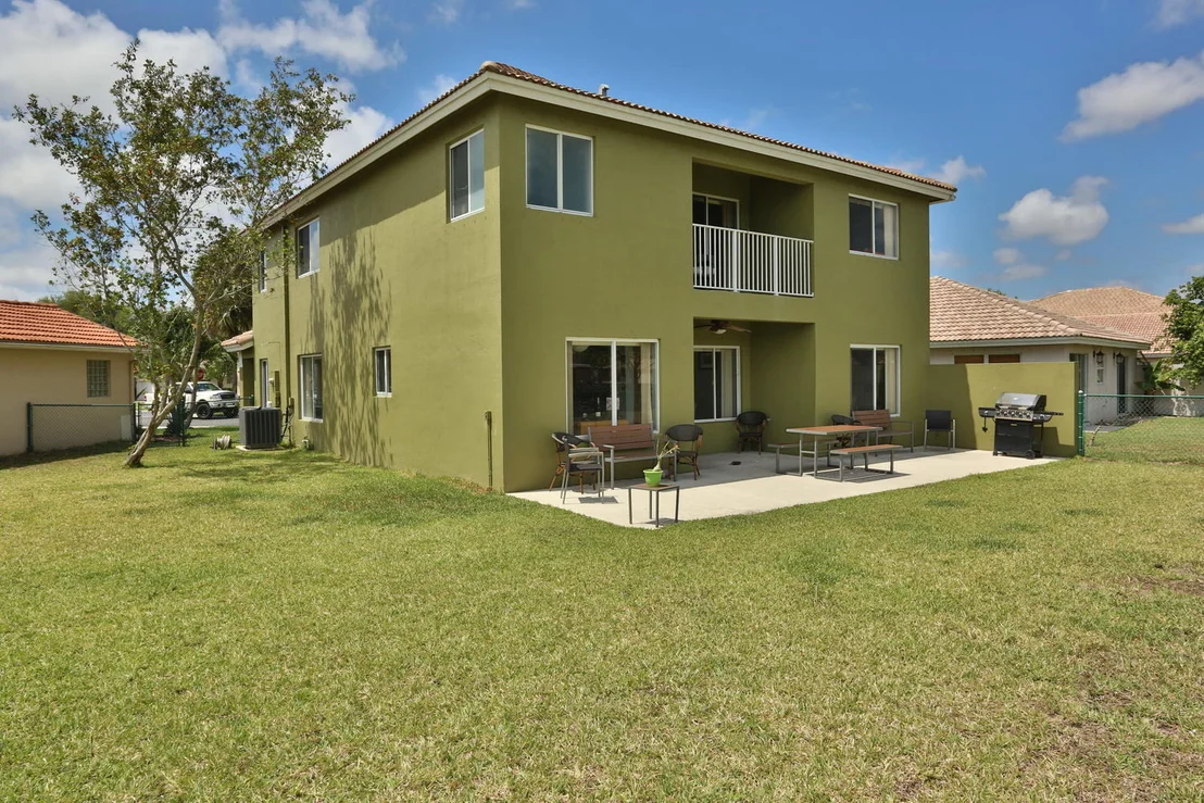 Photo of 6136 Willoughby Circle