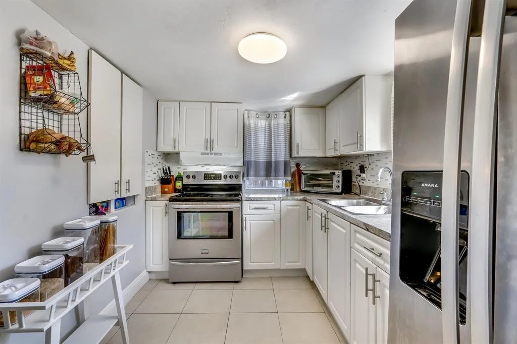 Photo of 1078 Highview Road