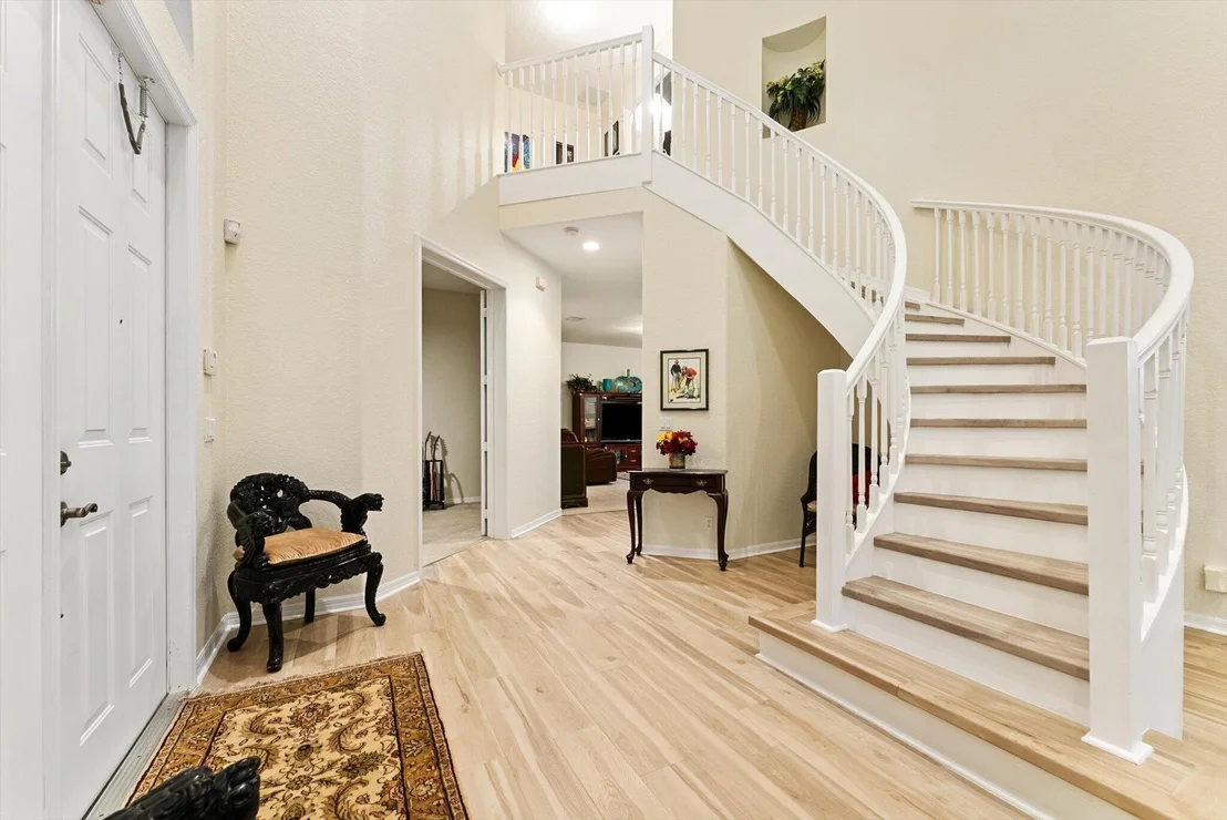 Photo of 1282 Beacon Circle