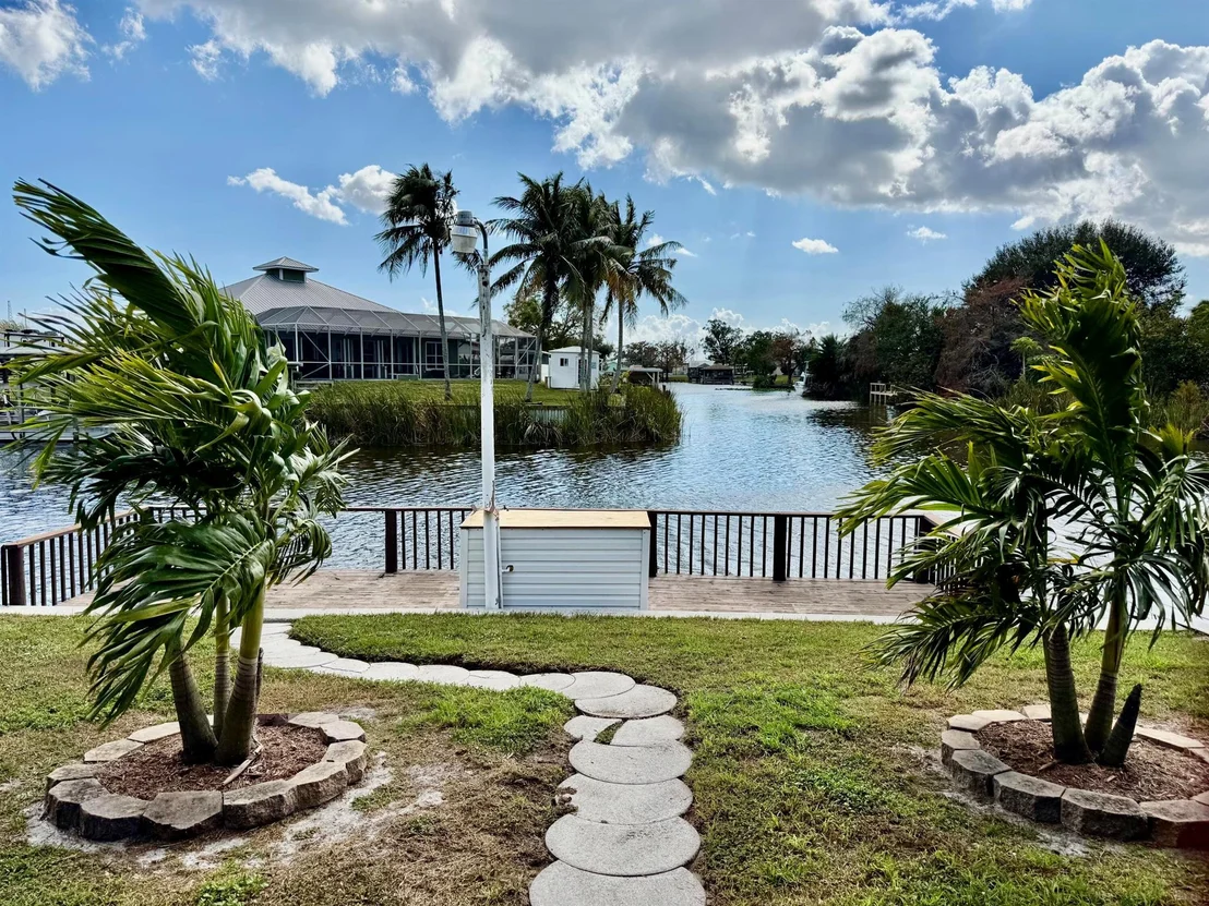 Photo of 2224 SE 34th Lane