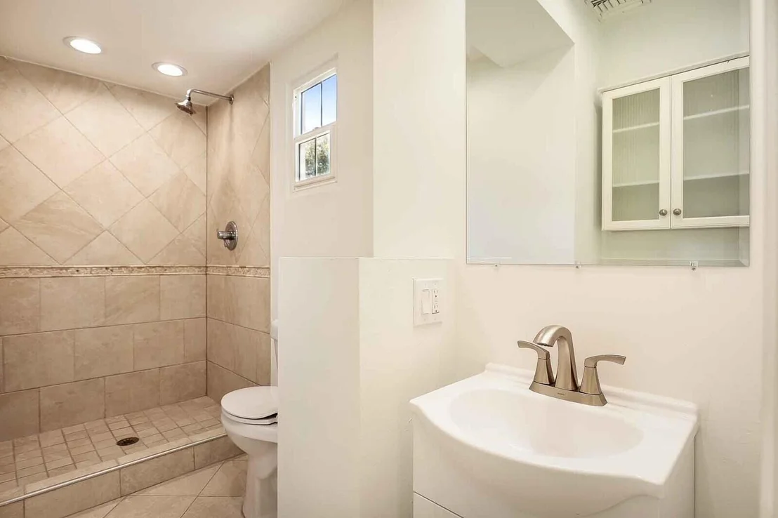 Photo of 4323 Redding Road