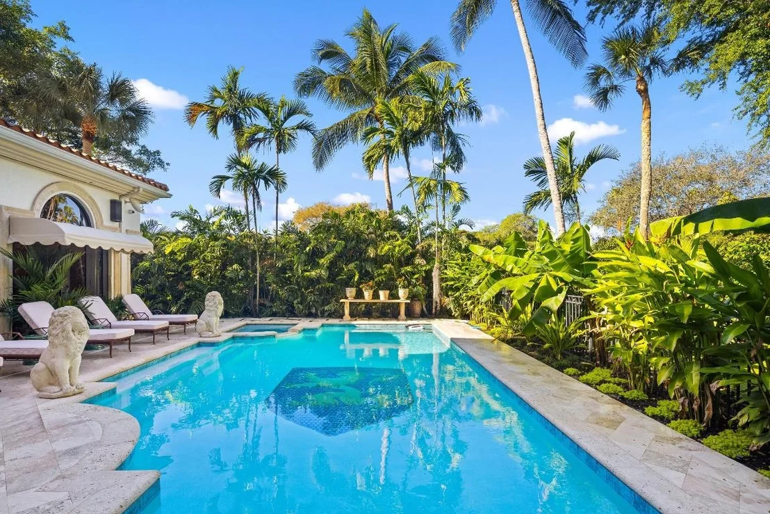 Photo of 422 Addison Park Lane