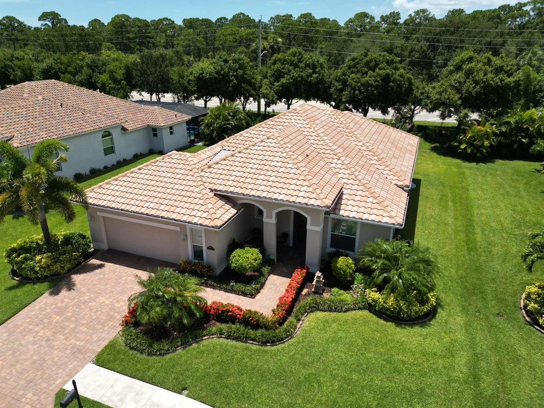 Photo of 6059 Graysen Square