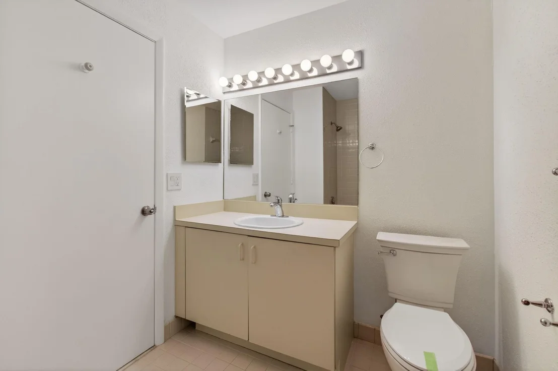 Photo of 6425 96th Place