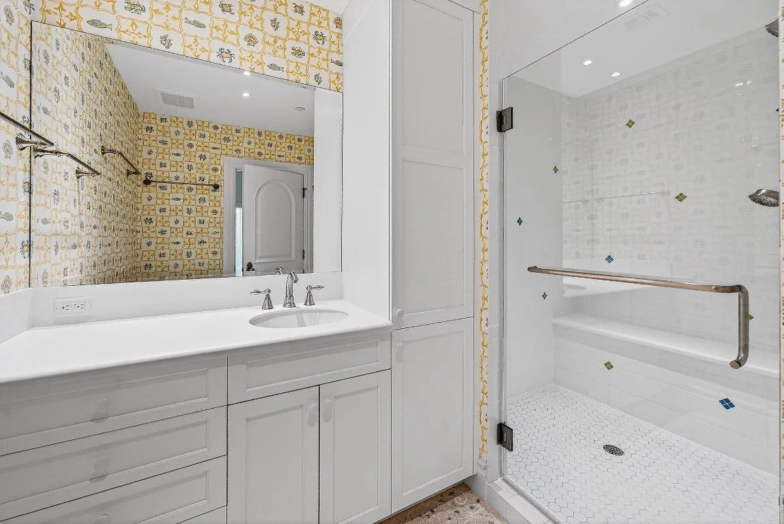 Photo of 720 N Ocean Boulevard