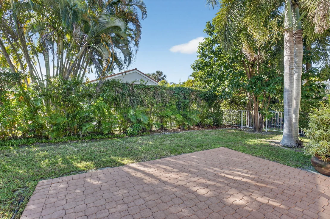 Photo of 3958 Redondo Way