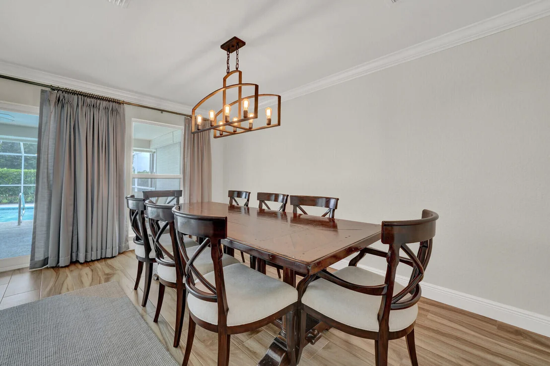 Photo of 341 Glenbrook Drive