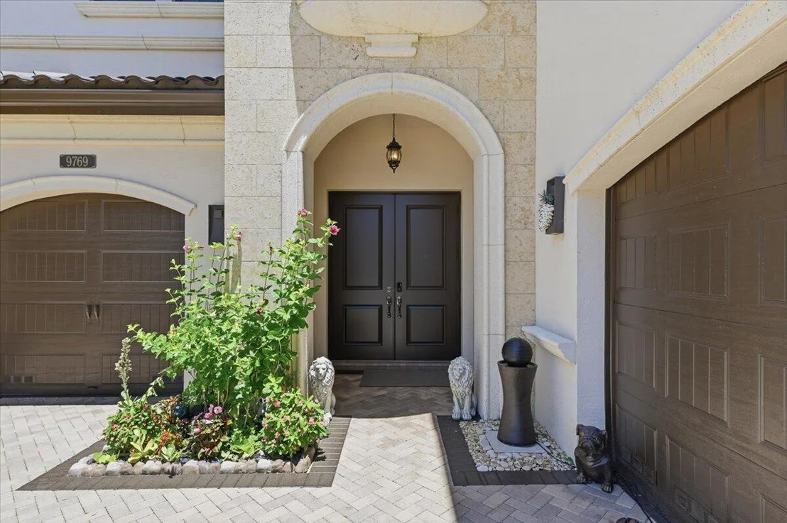 Photo of 9769 Bozzano Drive