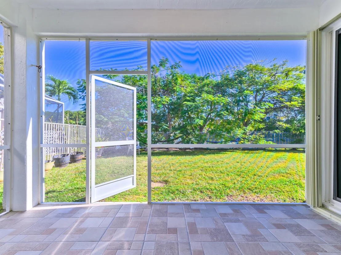 Photo of 820 Savannah Falls Drive