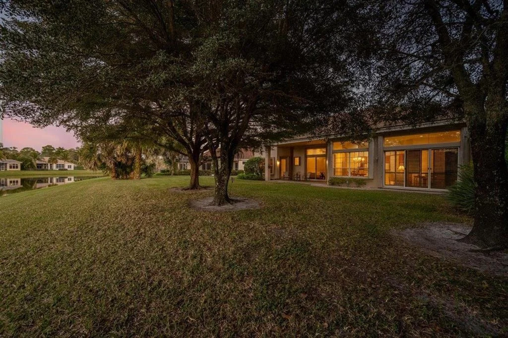 Photo of 17063 Gulf Pine Circle