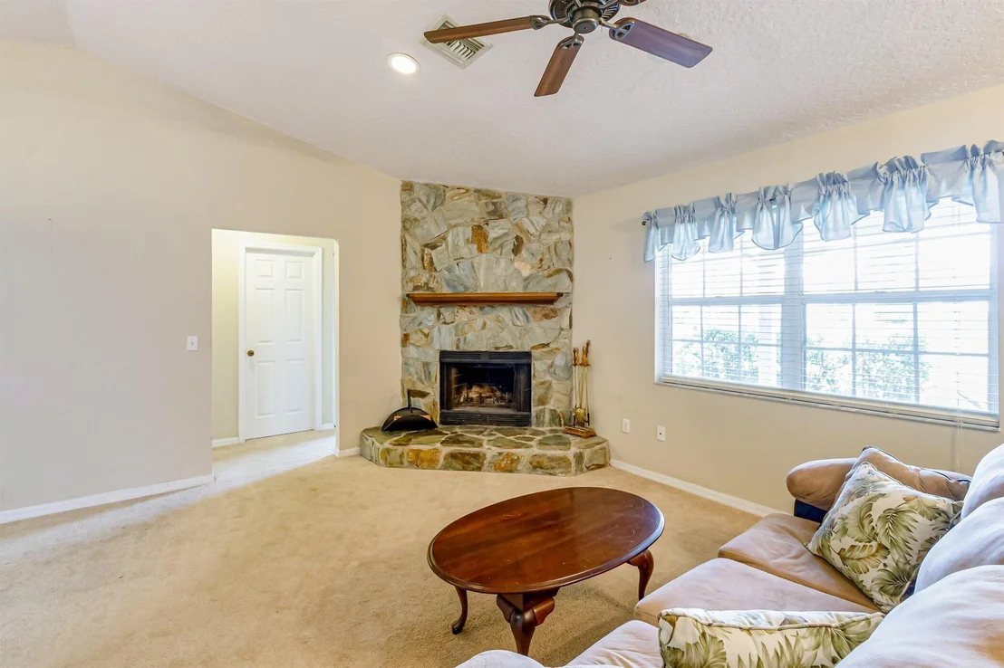Photo of 680 Helicon Terrace