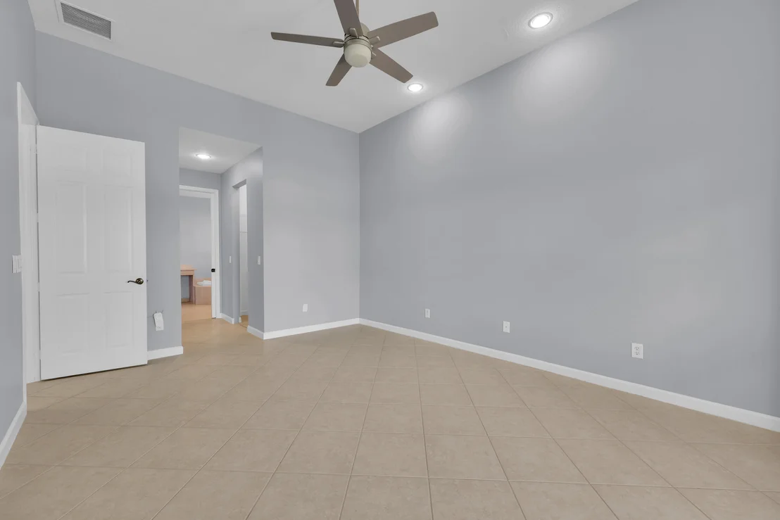 Photo of 7041 SE Bay Hill Drive