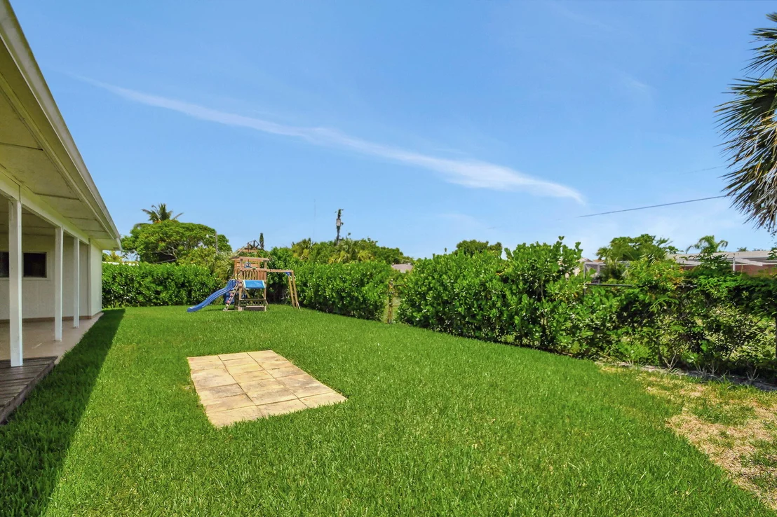 Photo of 831 Evergreen Drive