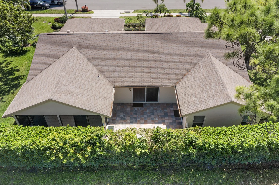 Photo of 2685 Riviera Drive