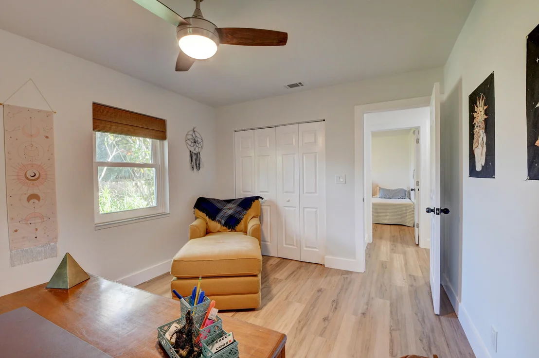 Photo of 4817 Lincoln Road