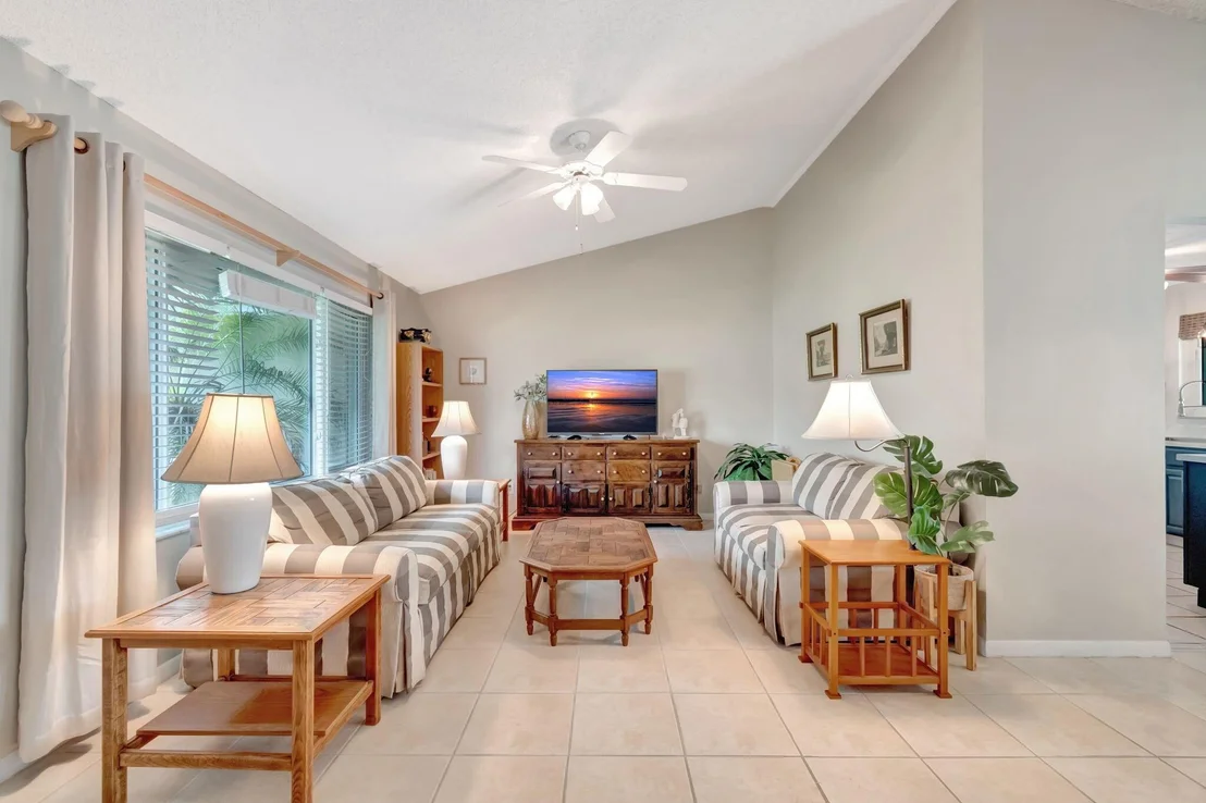 Photo of 50 Cedar Circle