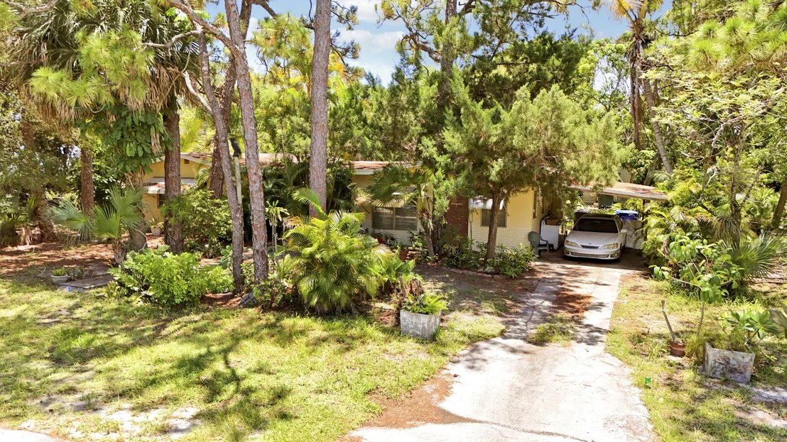 Photo of 142 2ND Street