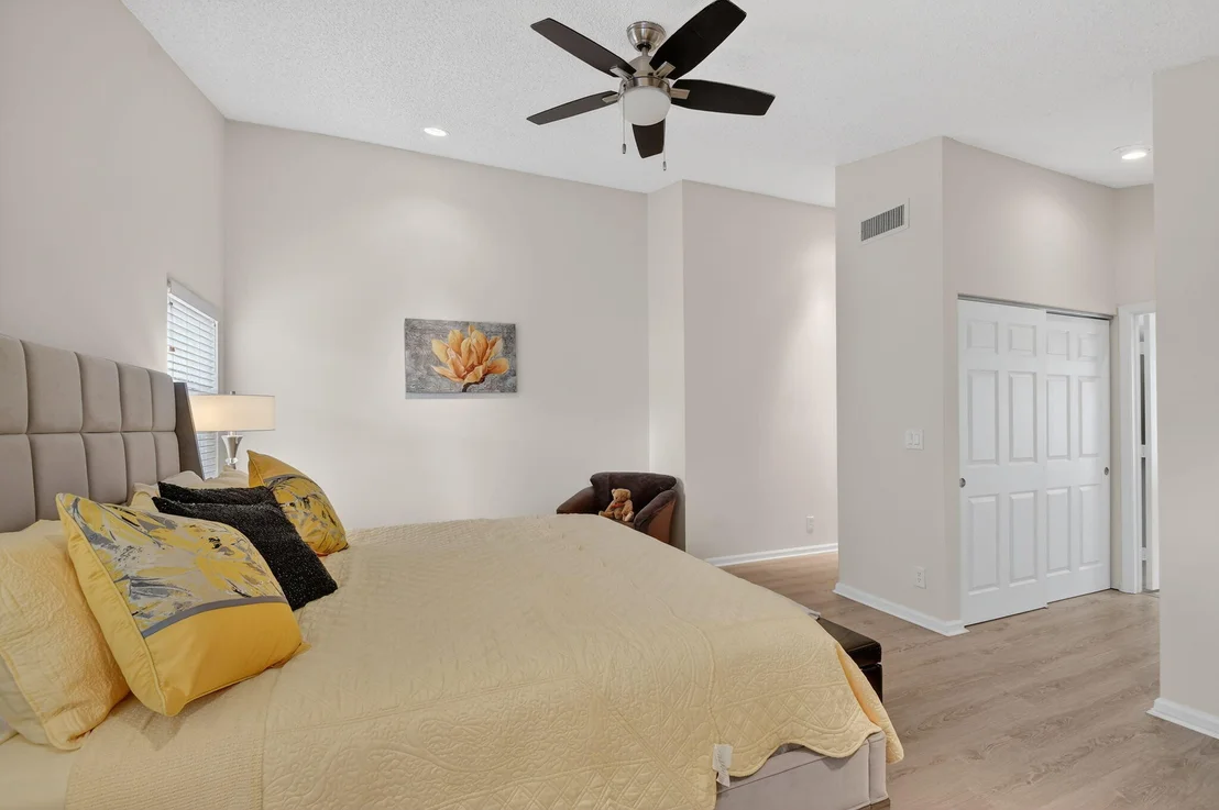 Photo of 9718 Harbour Lake Circle