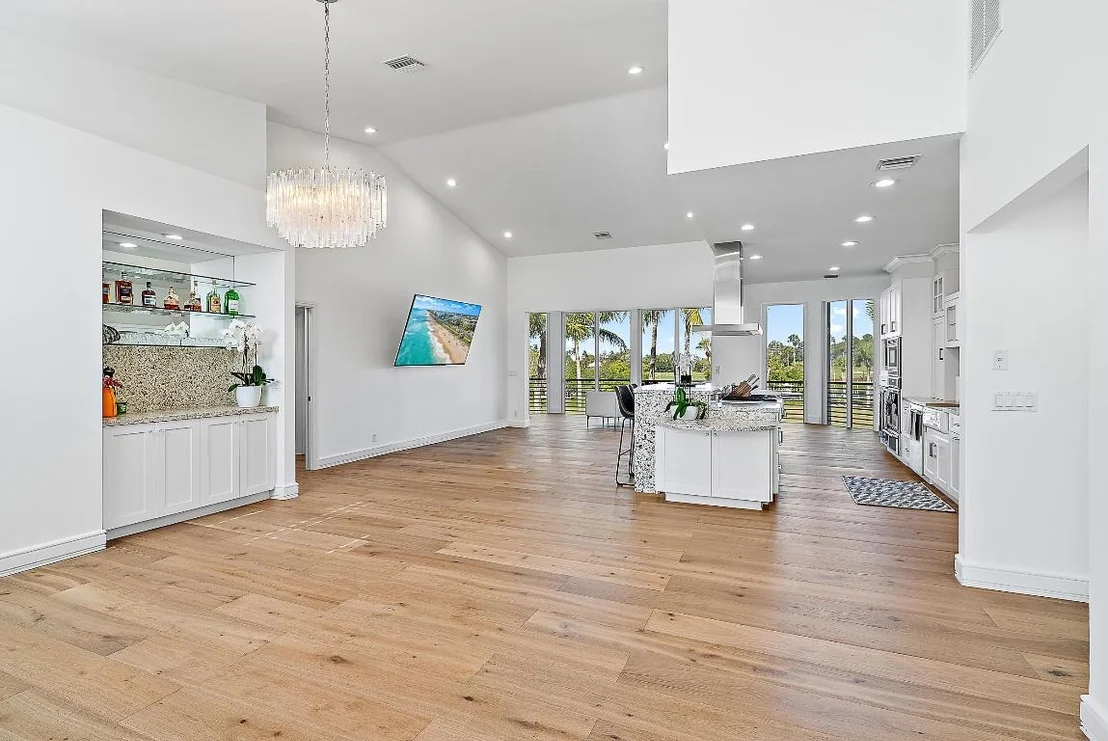 Photo of 1602 Captains Way
