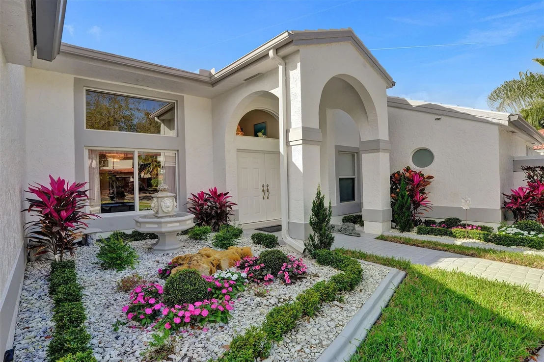 Photo of 10414 Bermuda Drive