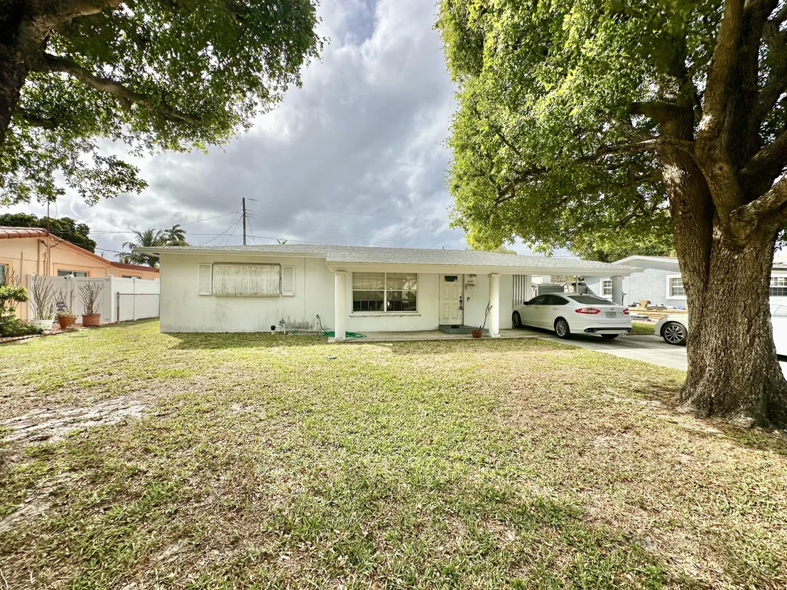 Photo of 3831 Engle Road