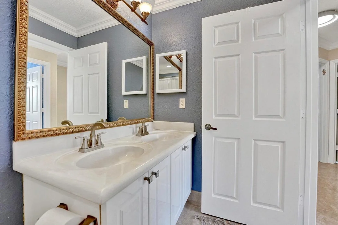Photo of 6127 Indian Forest Circle