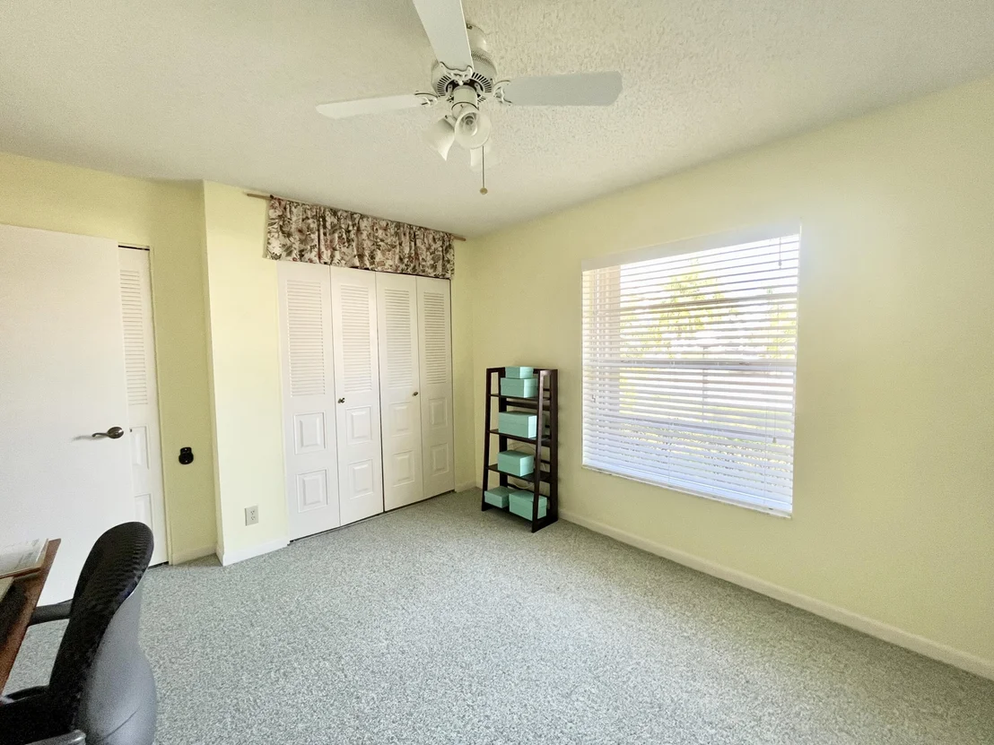 Photo of 3262 Anthony Circle N
