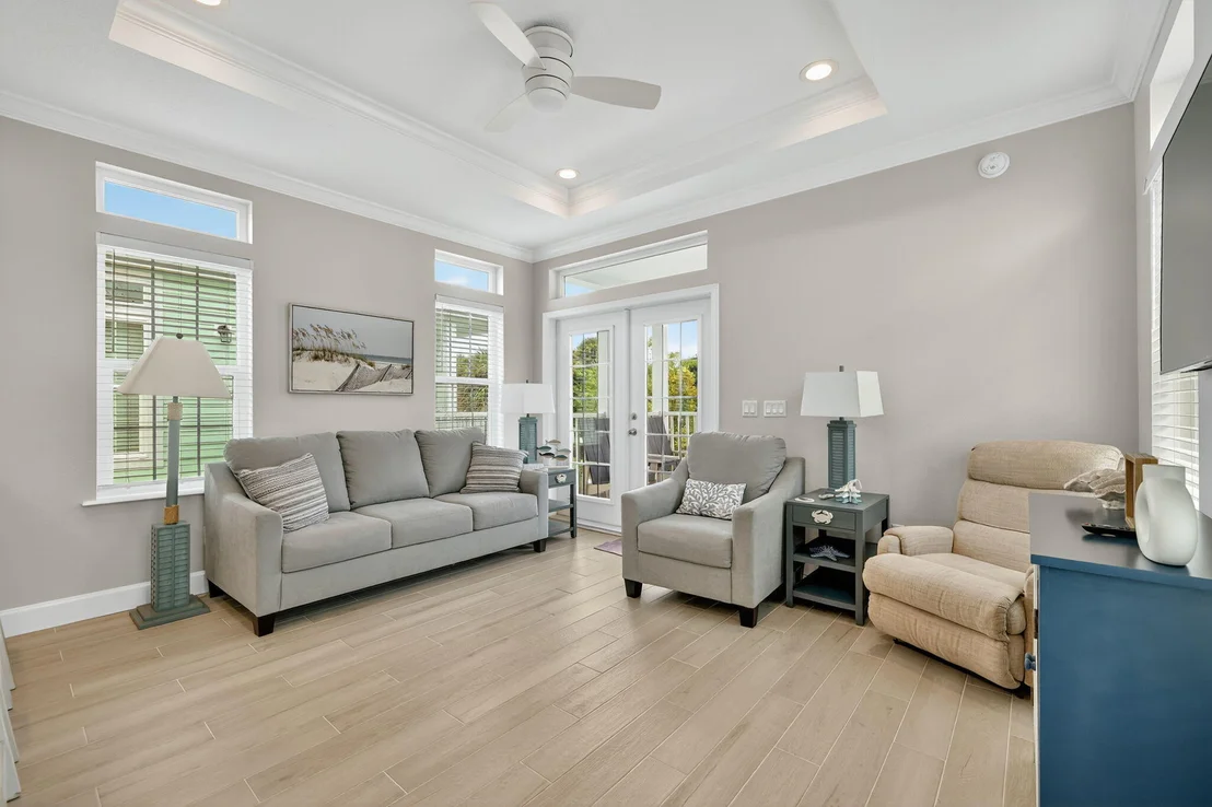 Photo of 300 NE Coastal Drive