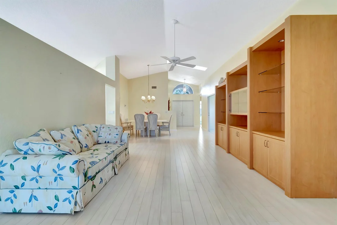 Photo of 10847 Crystal Key Lane