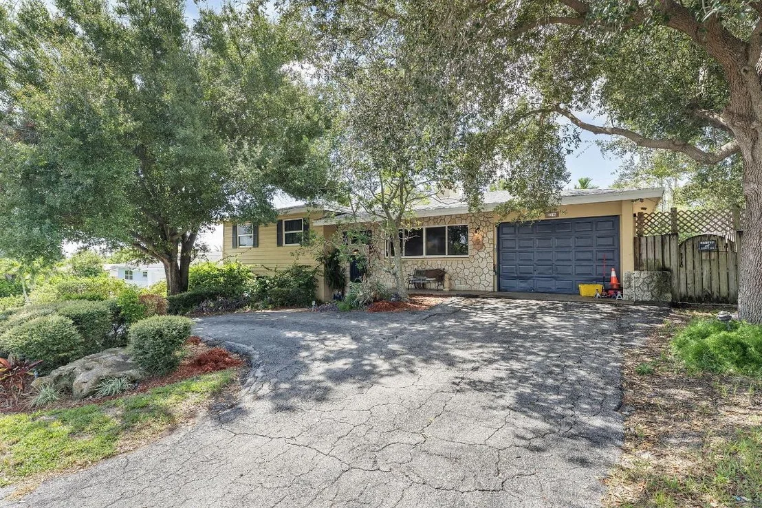 Photo of 116 SE 28th Avenue