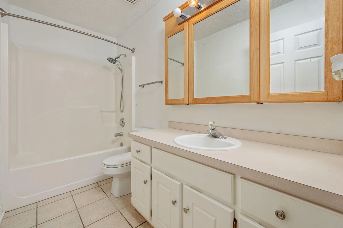 Photo of 4720 Whitewater Lane
