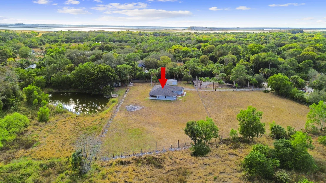 Photo of 4584 Windmill Road